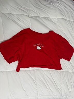 Hello Kitty Cropped Tee